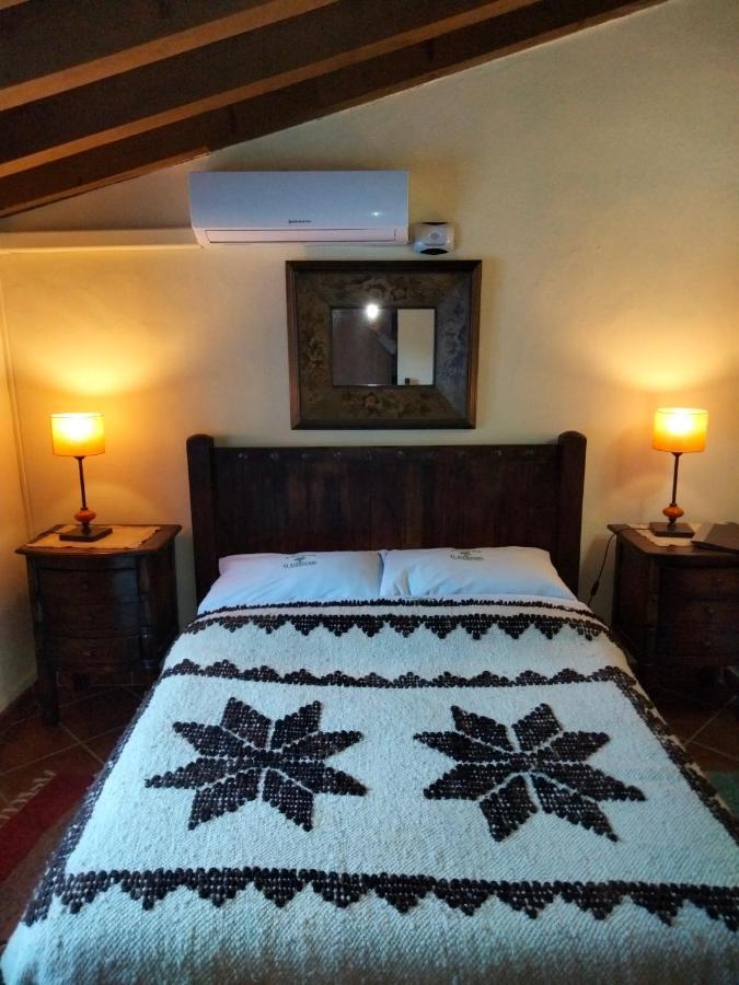 פריחיליאנה B&B The Lost Village El Acebuchal מראה חיצוני תמונה