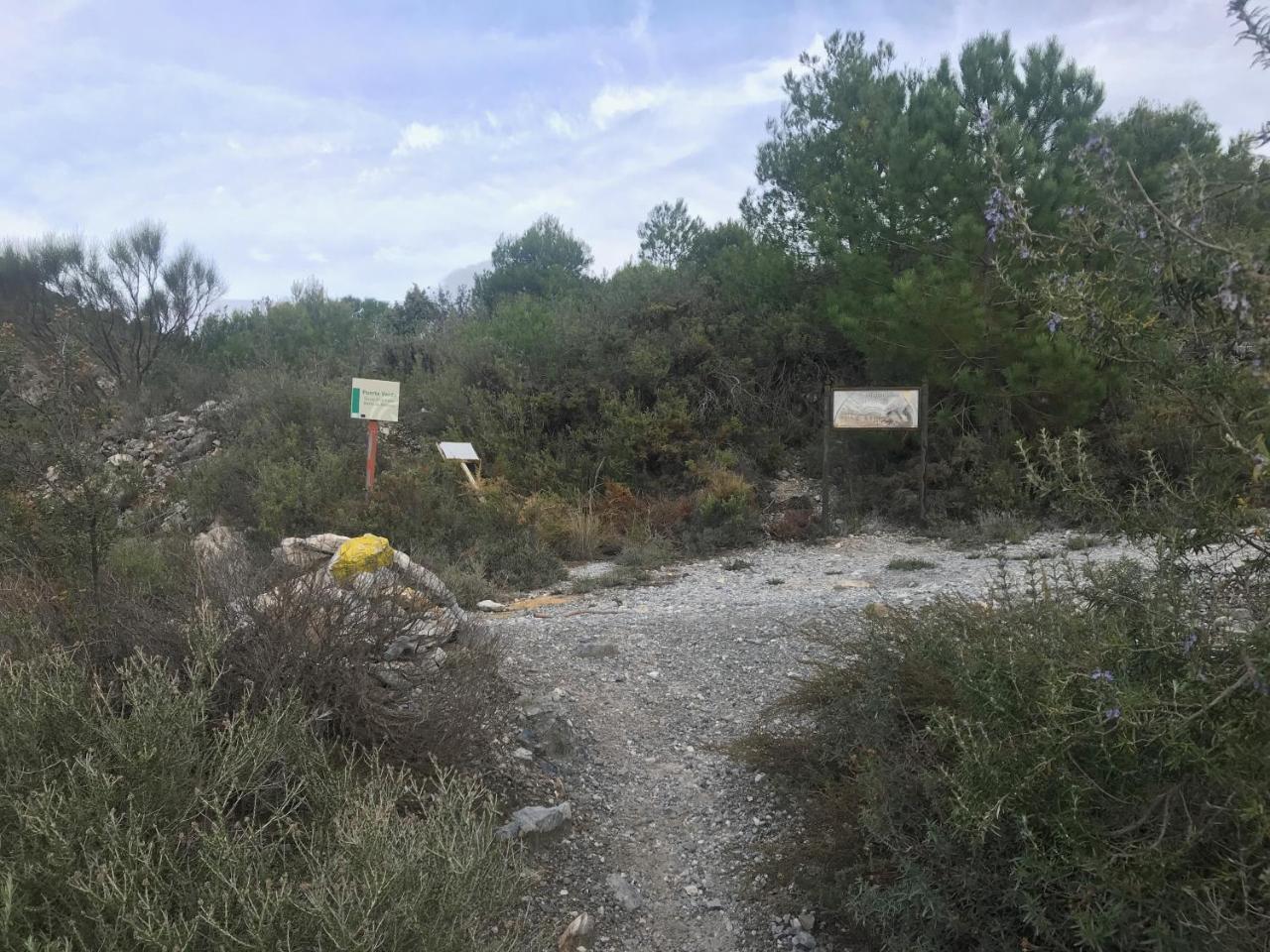 פריחיליאנה B&B The Lost Village El Acebuchal מראה חיצוני תמונה