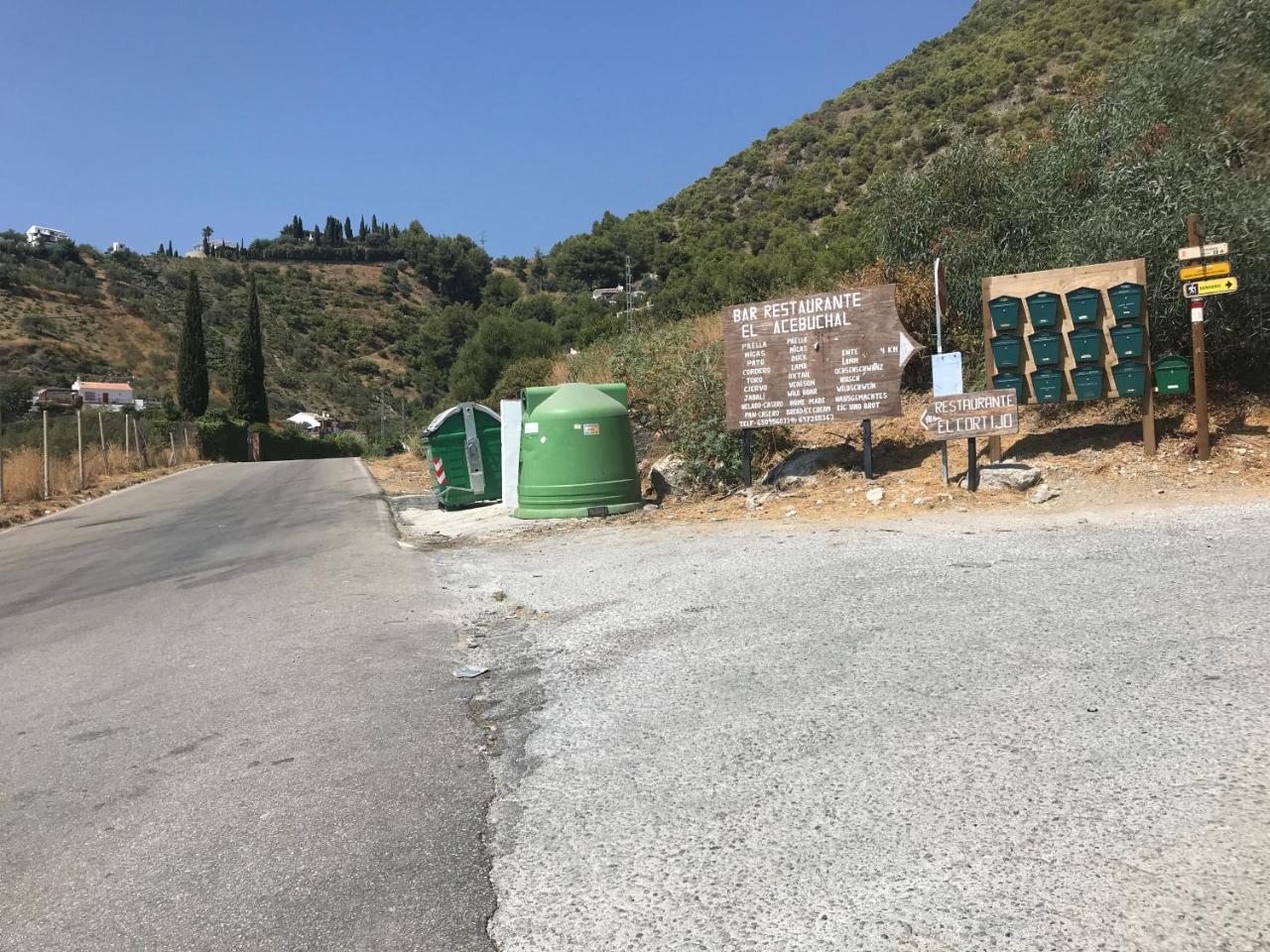 פריחיליאנה B&B The Lost Village El Acebuchal מראה חיצוני תמונה
